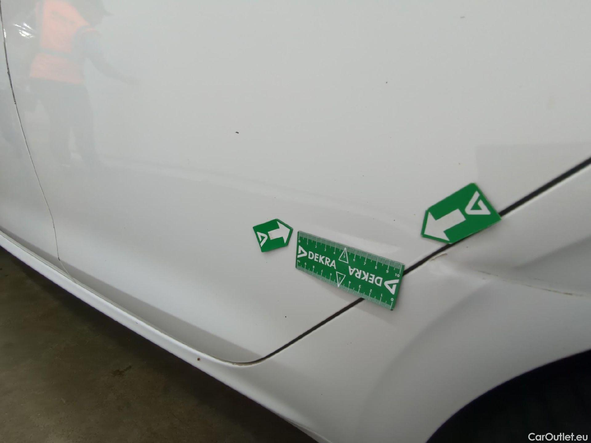  Peugeot  208  Affaire Premium 1.5 HDi 100CV BVM5 E6dT #30