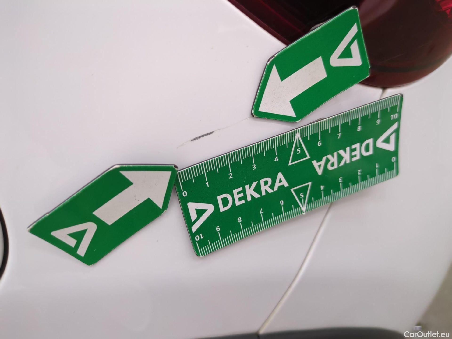  Citroen  C3  Société Feel 1.5 BlueHDI 100CV BVM6 E6dT #21