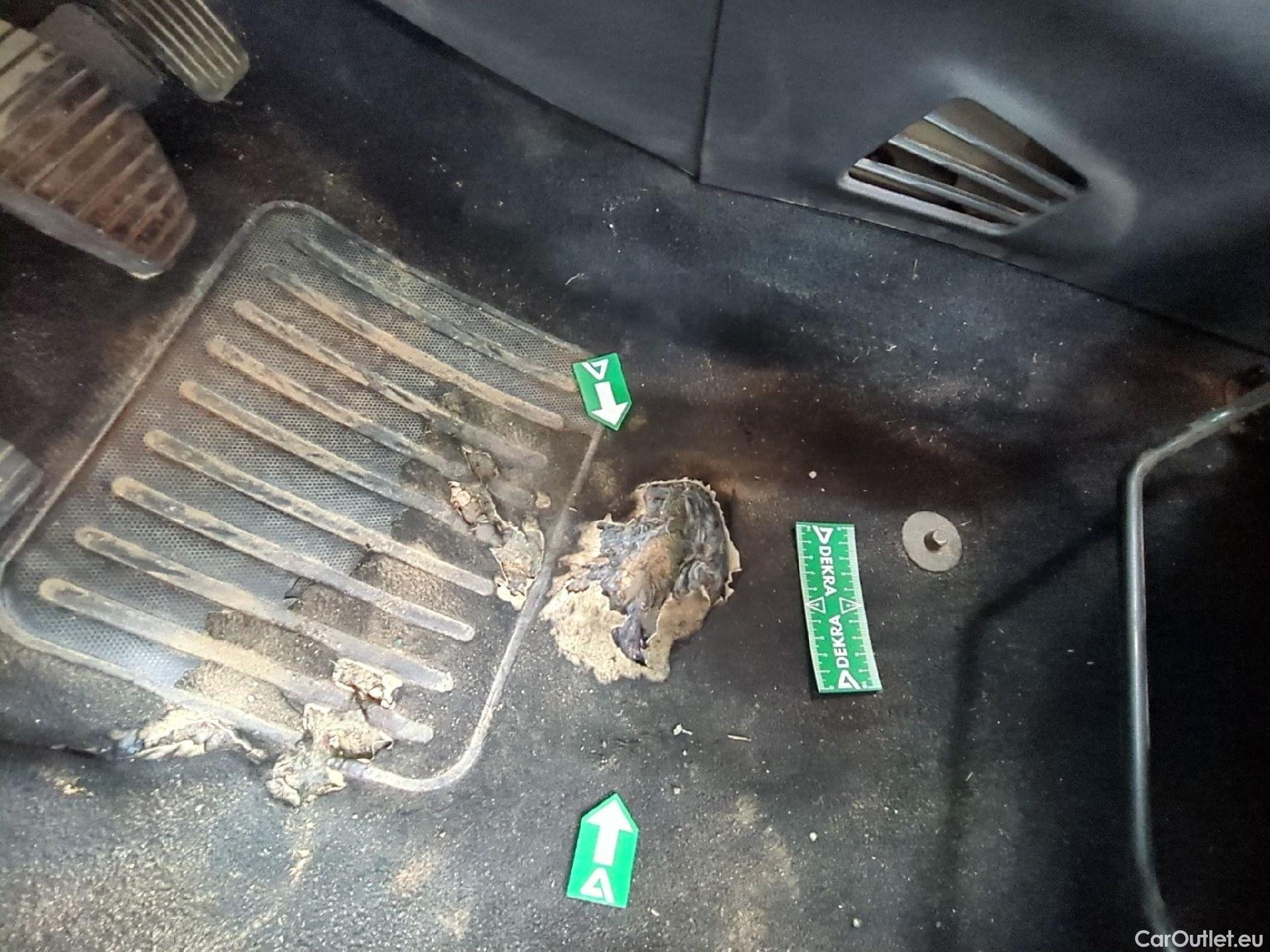  Peugeot  208 PEUGEOT  Affaire VU 5p Berline BlueHDi 100 S&S PREMIUM PACK #11