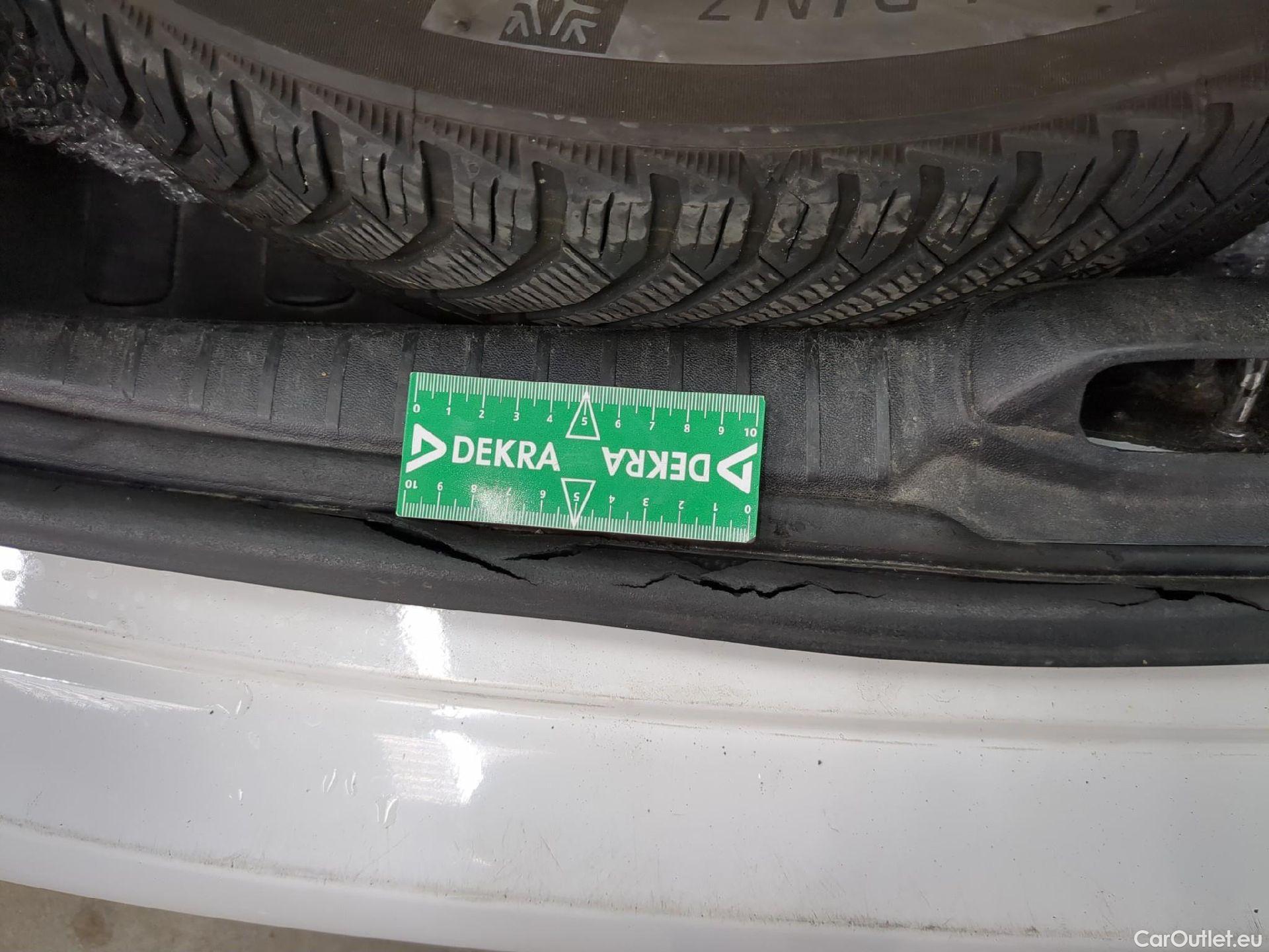  Peugeot  208  Affaire Premium 1.5 HDi 100CV BVM5 E6dT #7