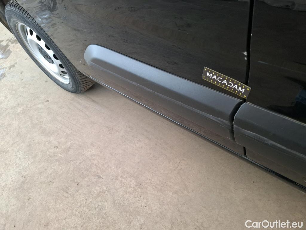  Citroen  Berlingo  Fourgon Club M 1000 1.5 BlueHDi 130CV BVA8 E6dT #36