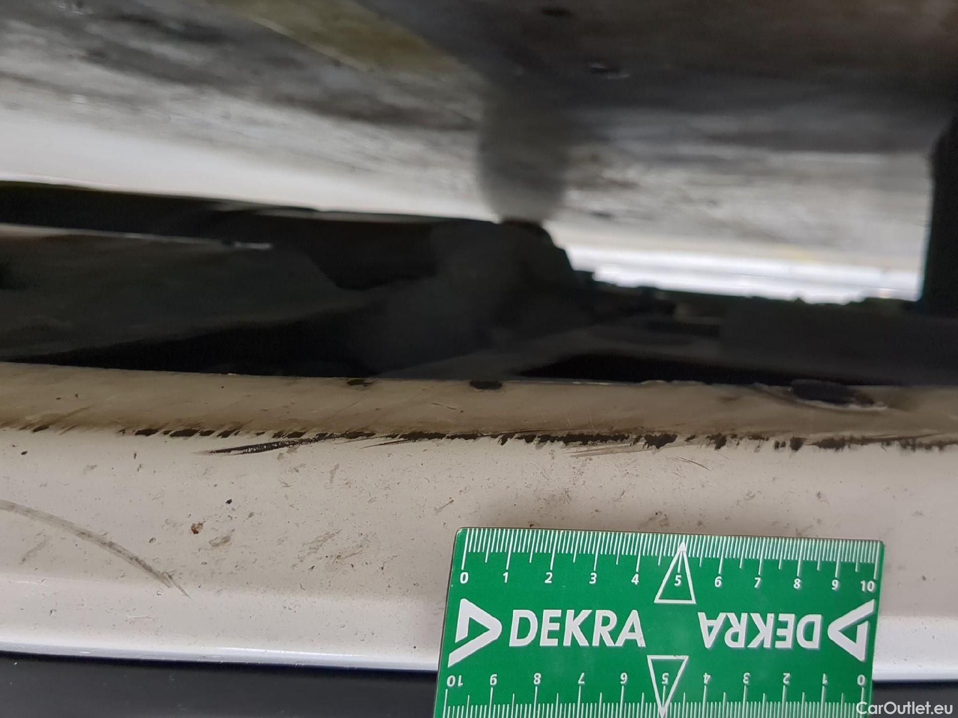  Peugeot  208  Affaire Premium 1.5 HDi 100CV BVM5 E6dT #21