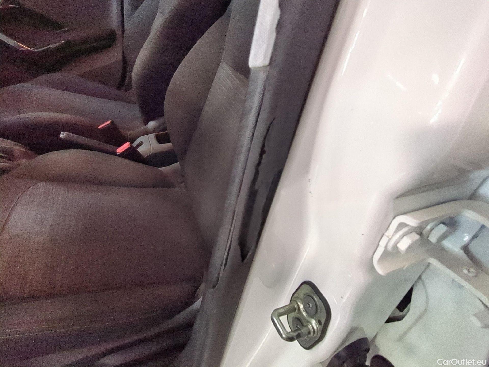  Peugeot  208 PEUGEOT  Affaire VU 5p Berline BlueHDi 100 S&S PREMIUM PACK #12