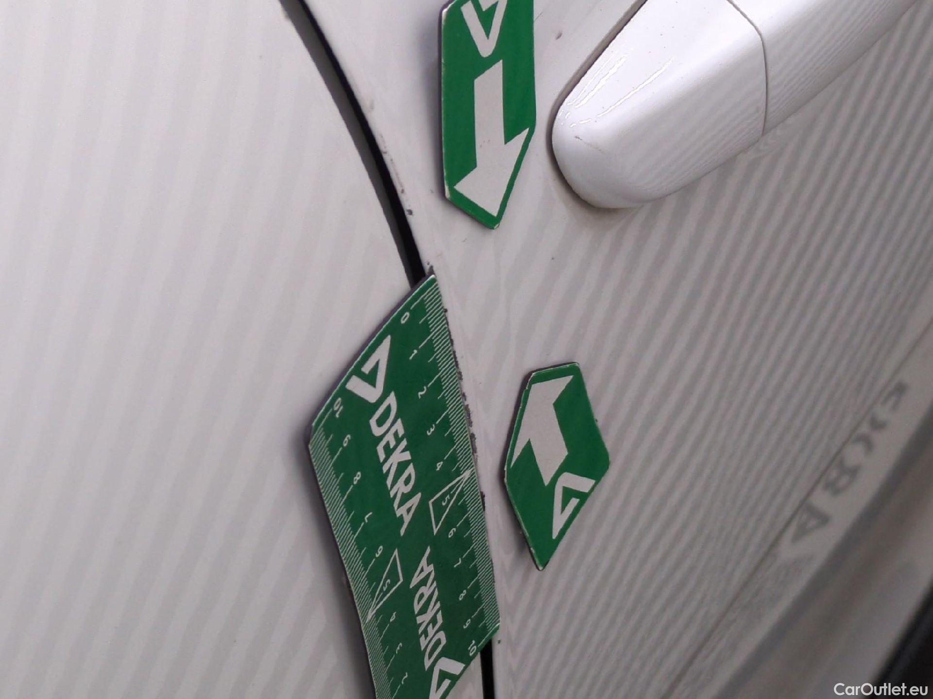  Citroen  C3  Société Feel 1.5 BlueHDI 100CV BVM6 E6dT #12