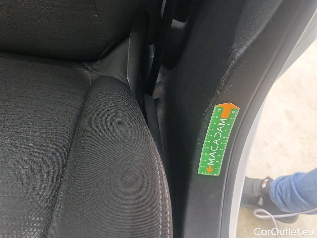  Peugeot  208  Affaire Premium Pack 1.5 HDi 100CV BVM6 E6dT #27