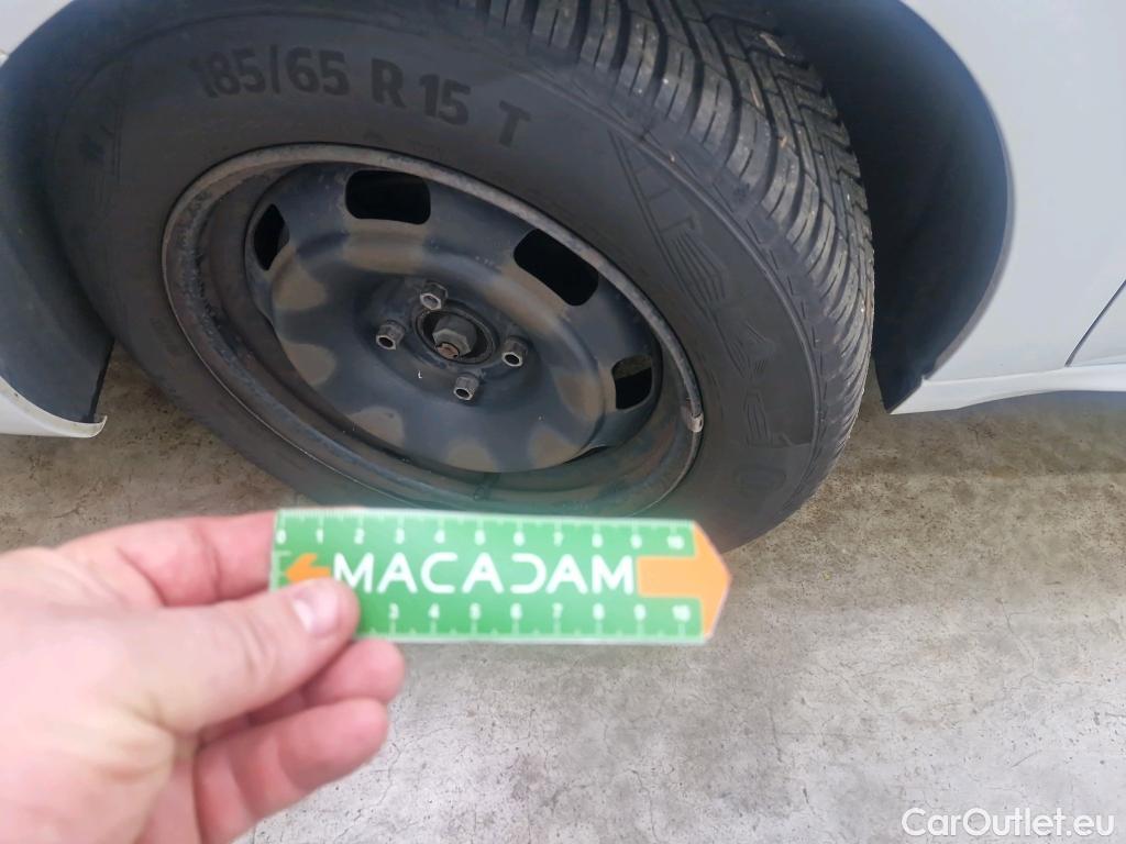  Peugeot  208  Affaire Premium Pack 1.5 HDi 100CV BVM6 E6dT #32