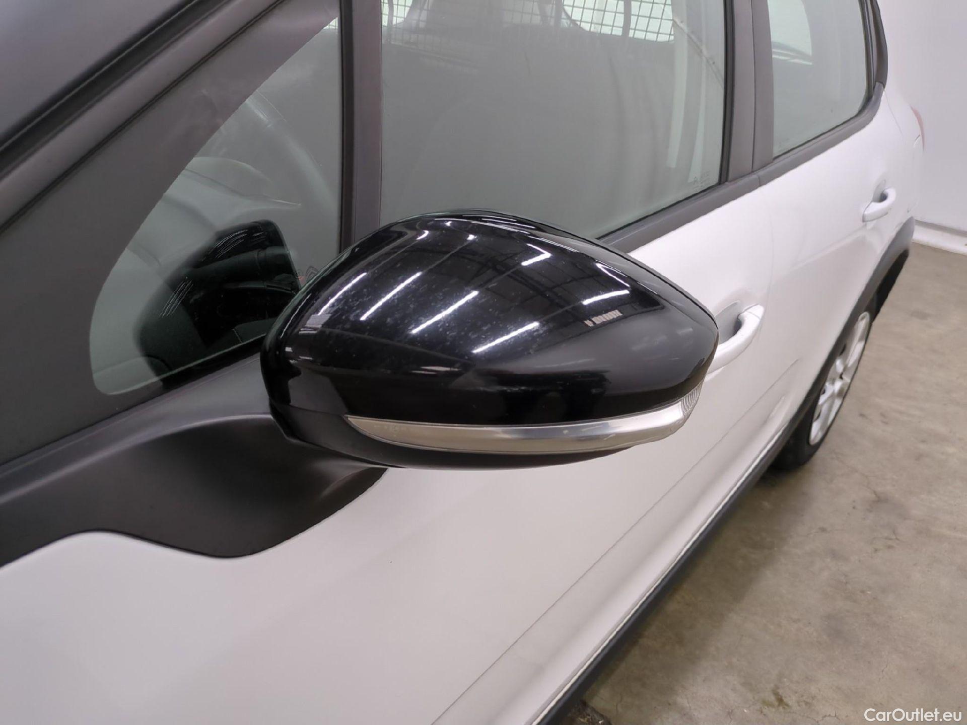  Citroen  C3  Société Feel 1.5 BlueHDI 100CV BVM6 E6dT #2