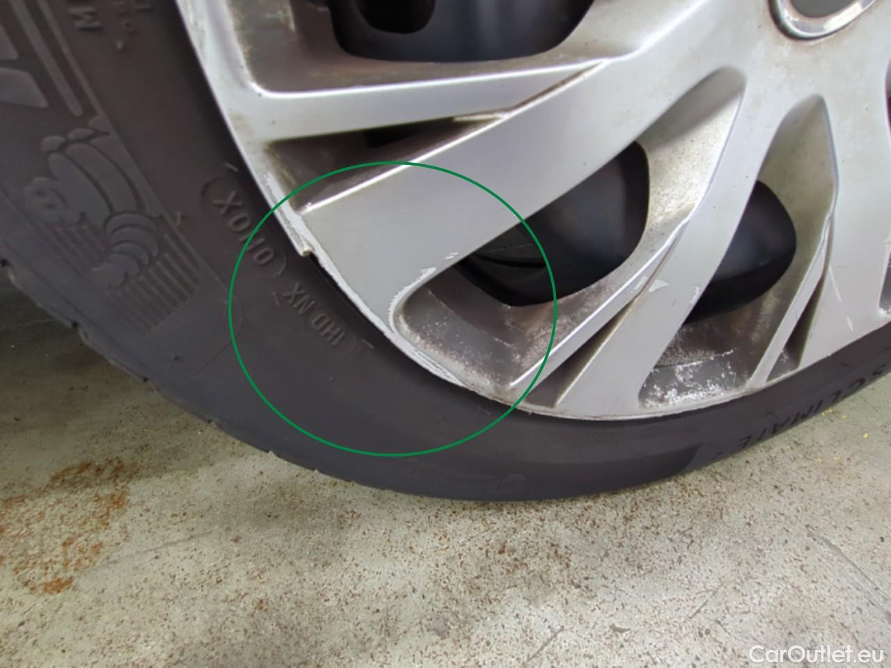  Peugeot  208 PEUGEOT  Affaire VU 5p Berline BlueHDi 100 S&S PREMIUM PACK #2