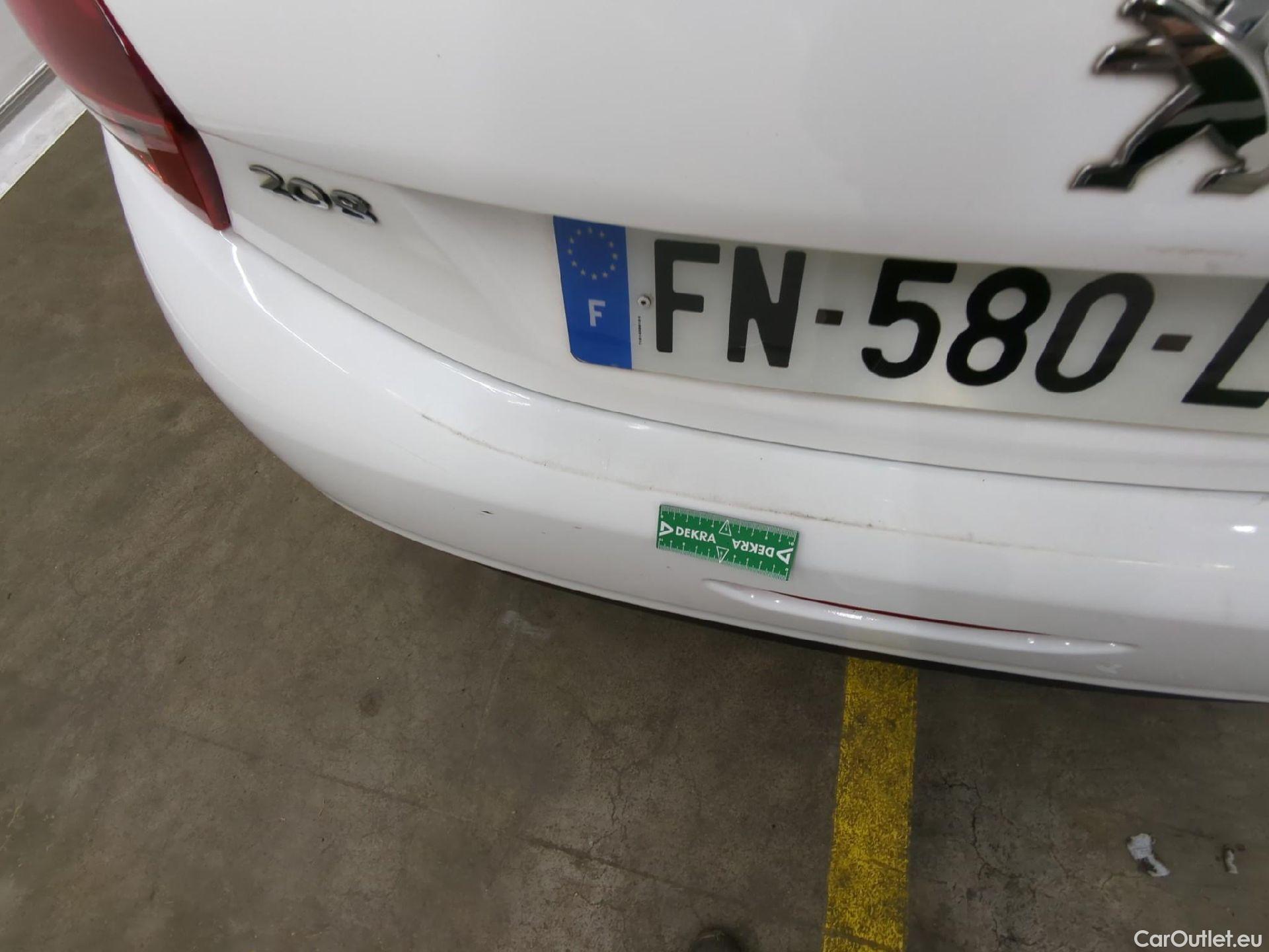  Peugeot  208  Affaire Premium 1.5 HDi 100CV BVM5 E6dT #34