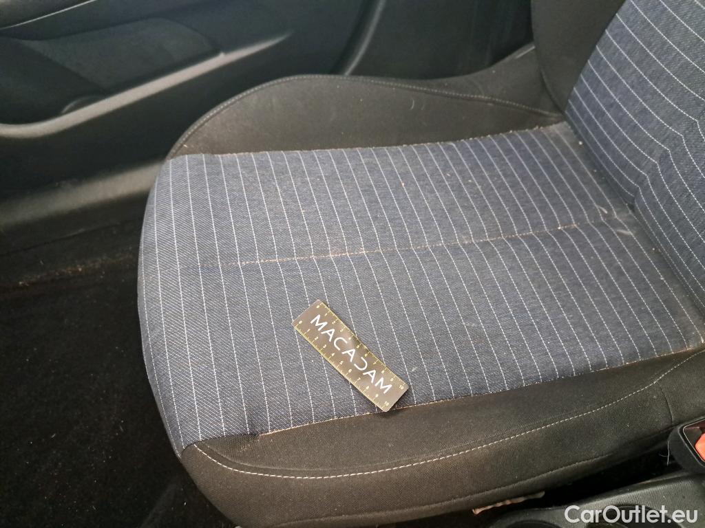  Peugeot  208  Premium 1.5 HDi 100CV BVM6 E6d #18