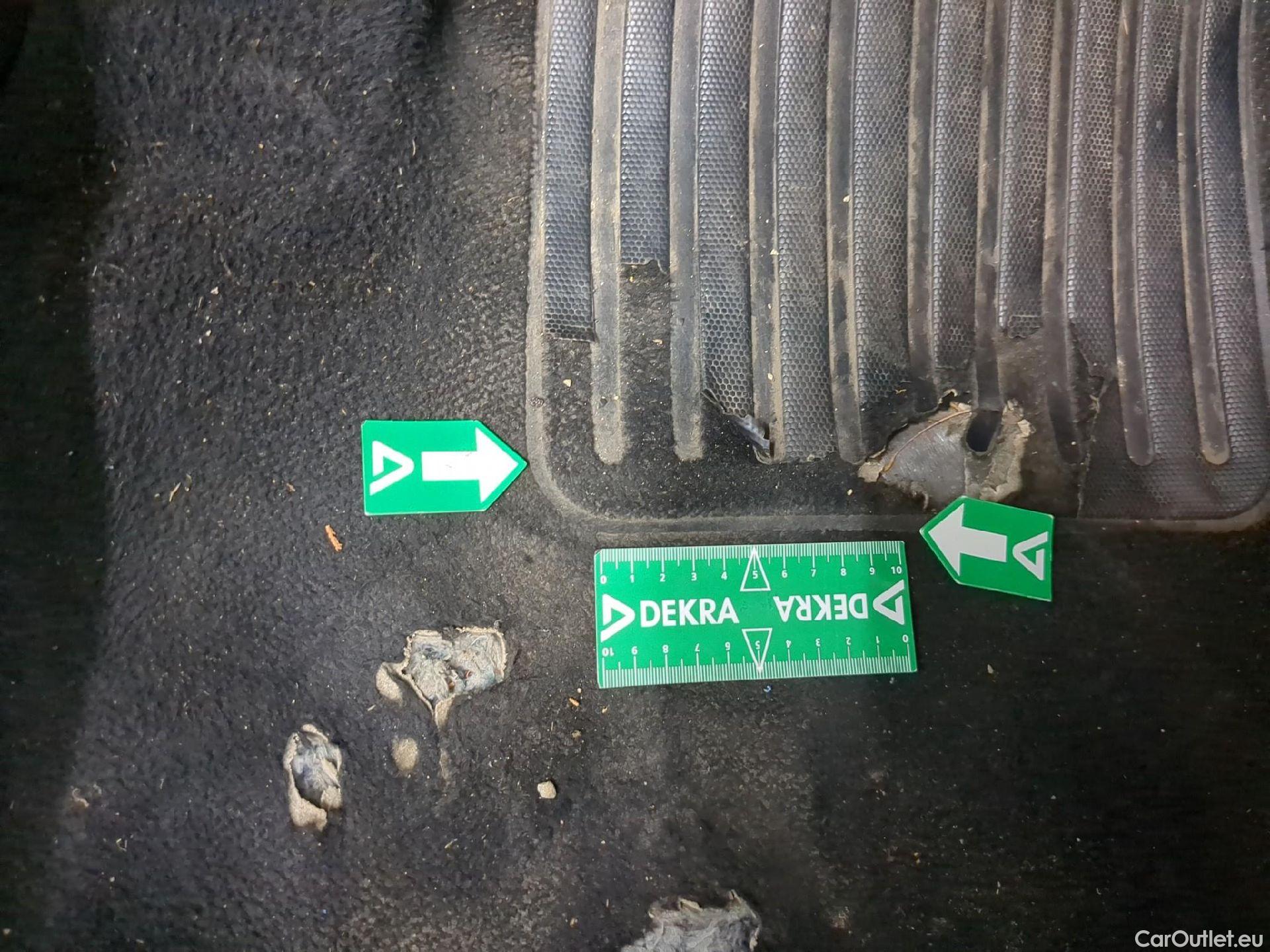  Peugeot  208  Affaire Premium 1.5 HDi 100CV BVM5 E6dT #2