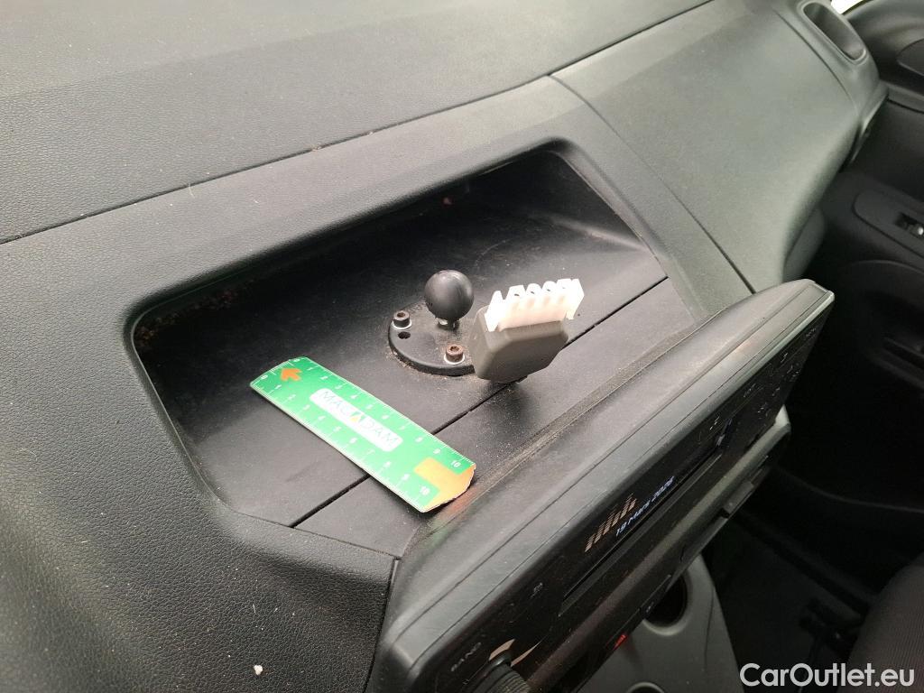  Citroen  Berlingo  Fourgon Club M 650 1.5 BlueHDi 75CV BVM5 E6dT #47