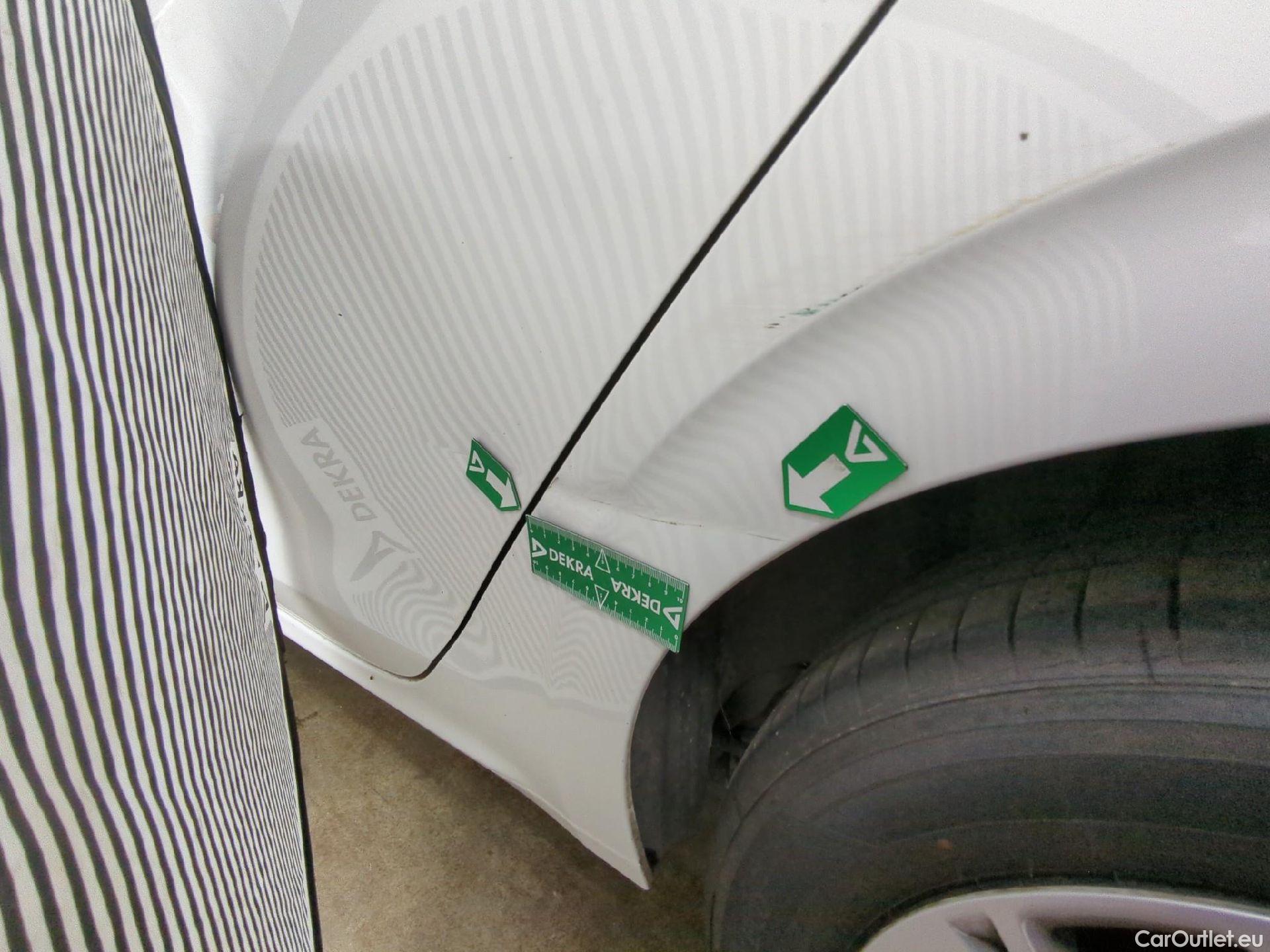  Peugeot  208  Affaire Premium 1.5 HDi 100CV BVM5 E6dT #33