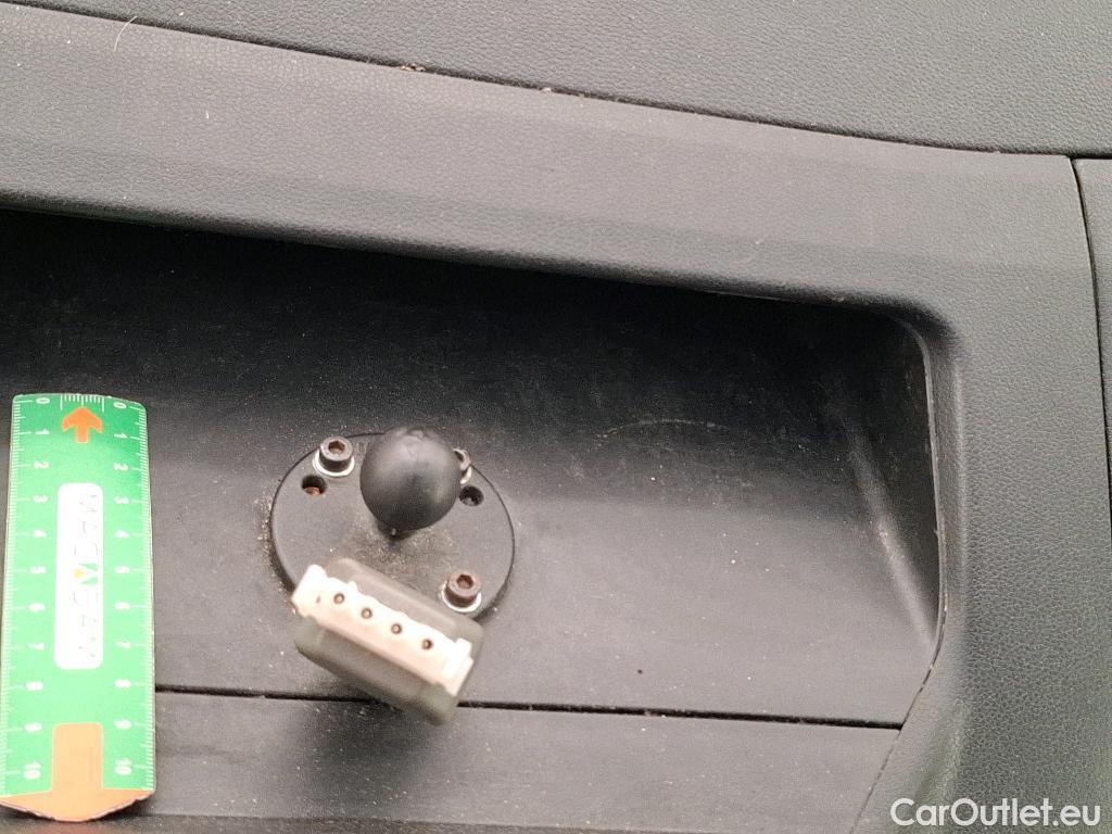  Citroen  Berlingo  Fourgon Club M 650 1.5 BlueHDi 75CV BVM5 E6dT #48