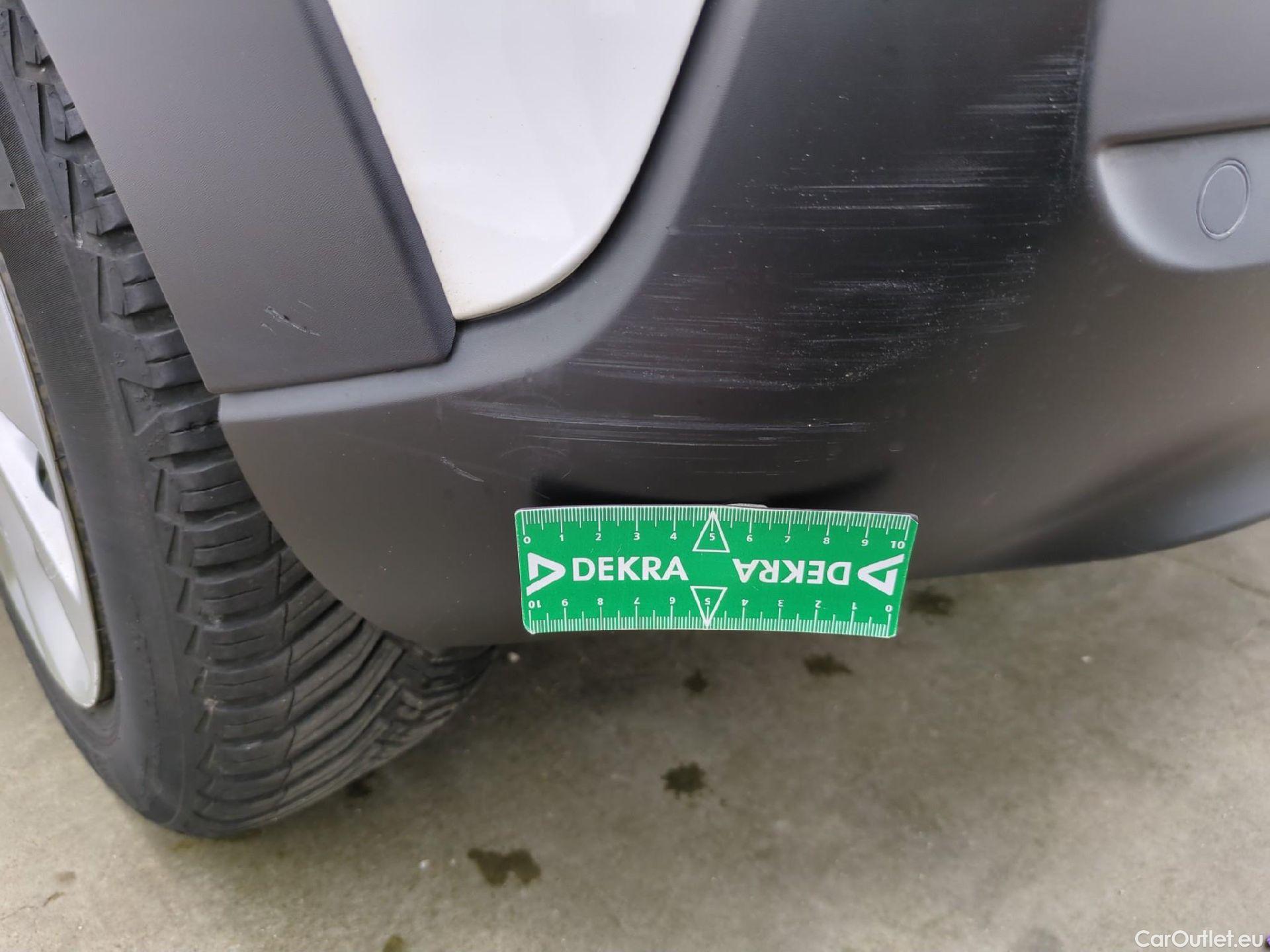  Citroen  C3  Société Feel 1.5 BlueHDI 100CV BVM6 E6dT #24