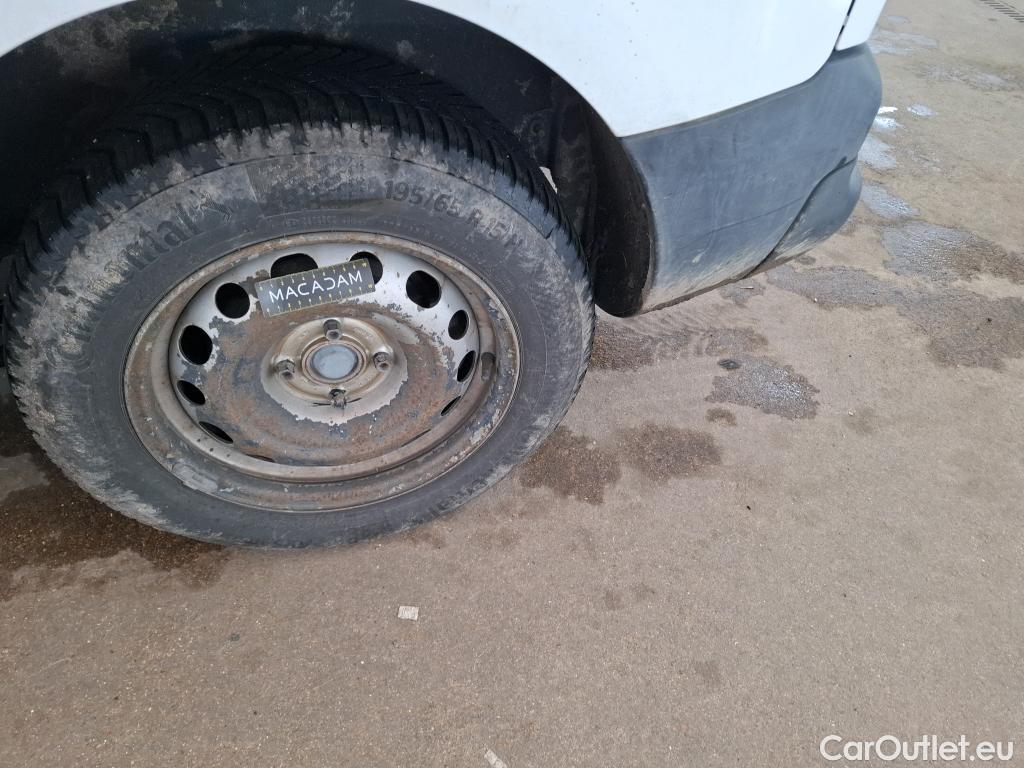  Citroen  Berlingo  Fourgon Club L1 (Court) 1.6 BlueHDi 100CV BVM5 E6 #31