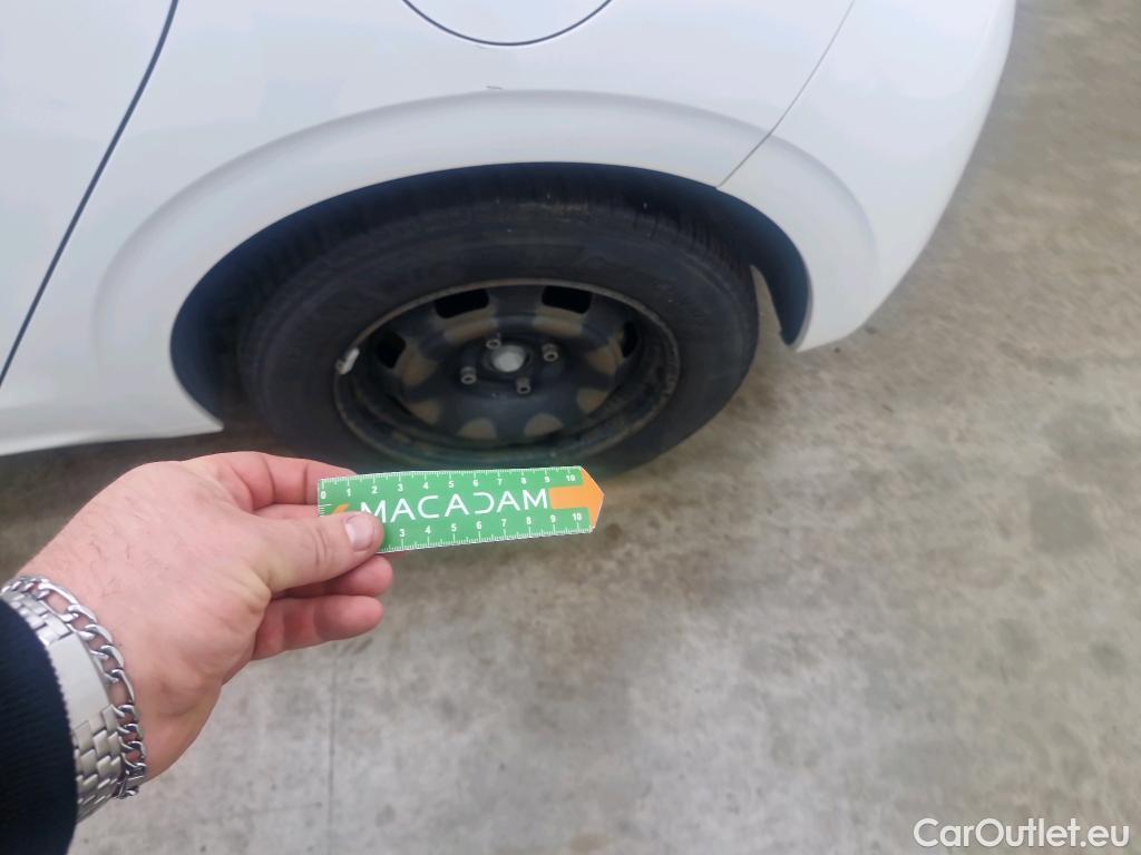  Peugeot  208  Affaire Premium Pack 1.5 HDi 100CV BVM6 E6dT #35