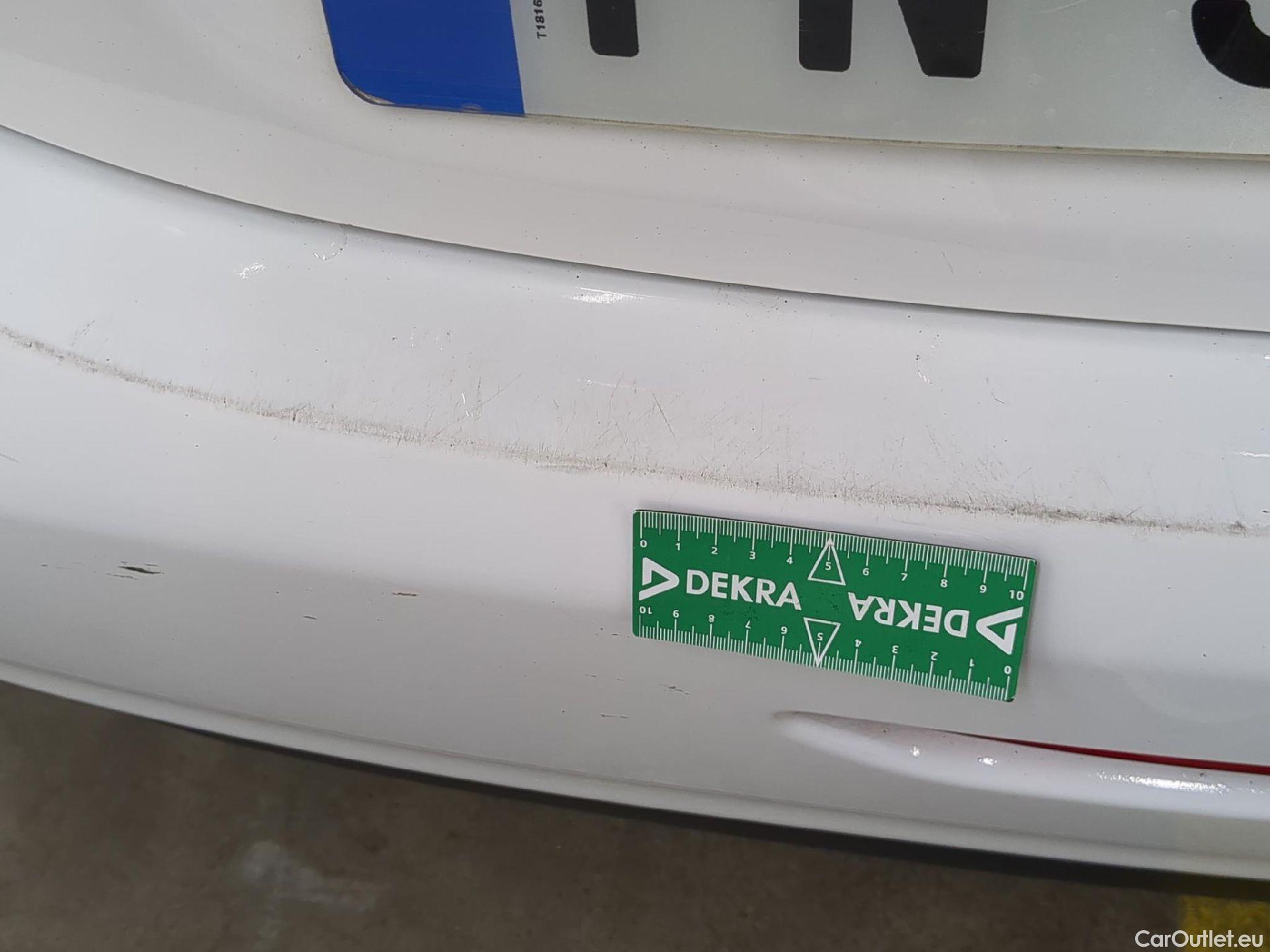  Peugeot  208  Affaire Premium 1.5 HDi 100CV BVM5 E6dT #35