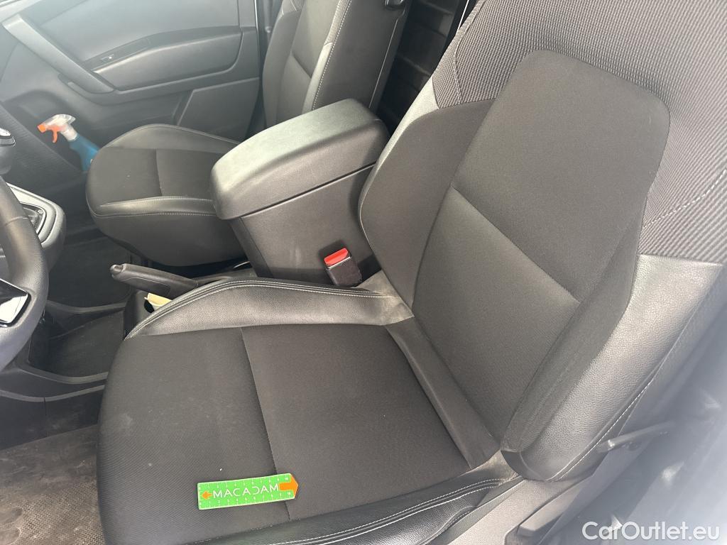  Renault  Kangoo RENAULT  / 2021 / 4P / Fourgonnette GD CONFORT - BLUE DCI 95 #15