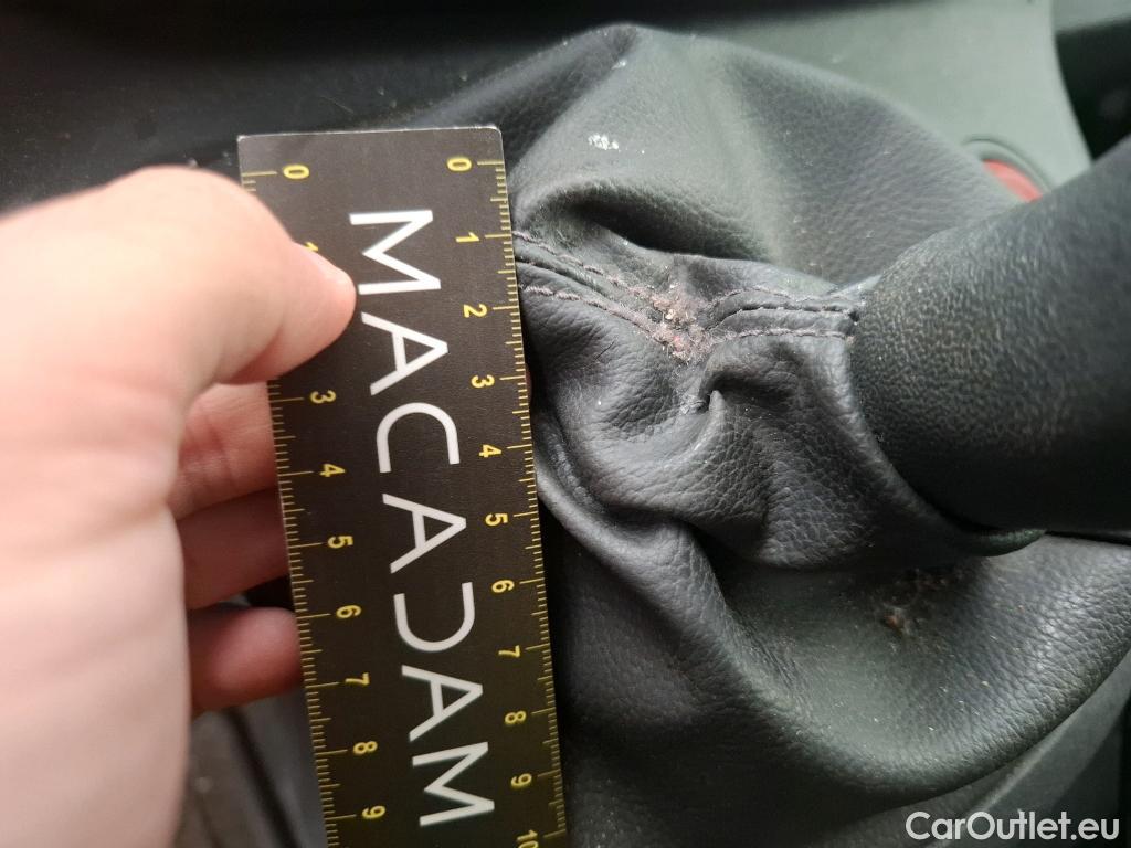  Renault  Kangoo RENAULT  Express / 2013 / 4P / Fourgonnette Extra R-Link dCi 90 #34