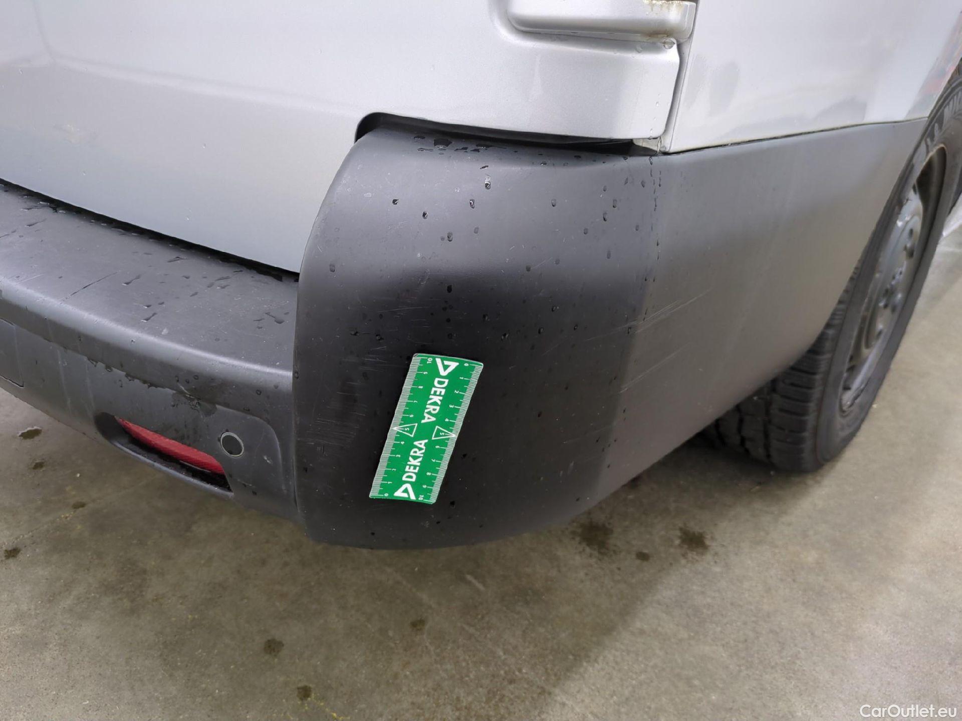  Peugeot  Expert PEUGEOT  VU 4p Fourgon 2.0 BlueHDi 120 S&S Long Premium Pack #74