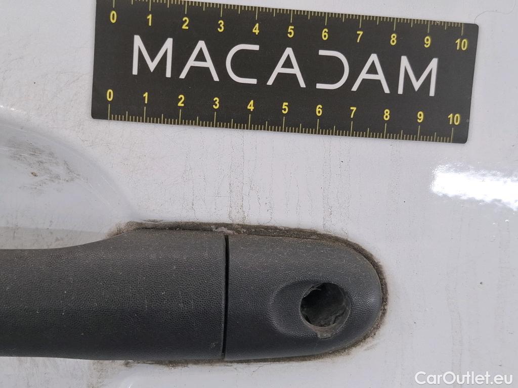  Renault  Kangoo RENAULT  Express / 2013 / 4P / Fourgonnette Extra R-Link dCi 90 #29