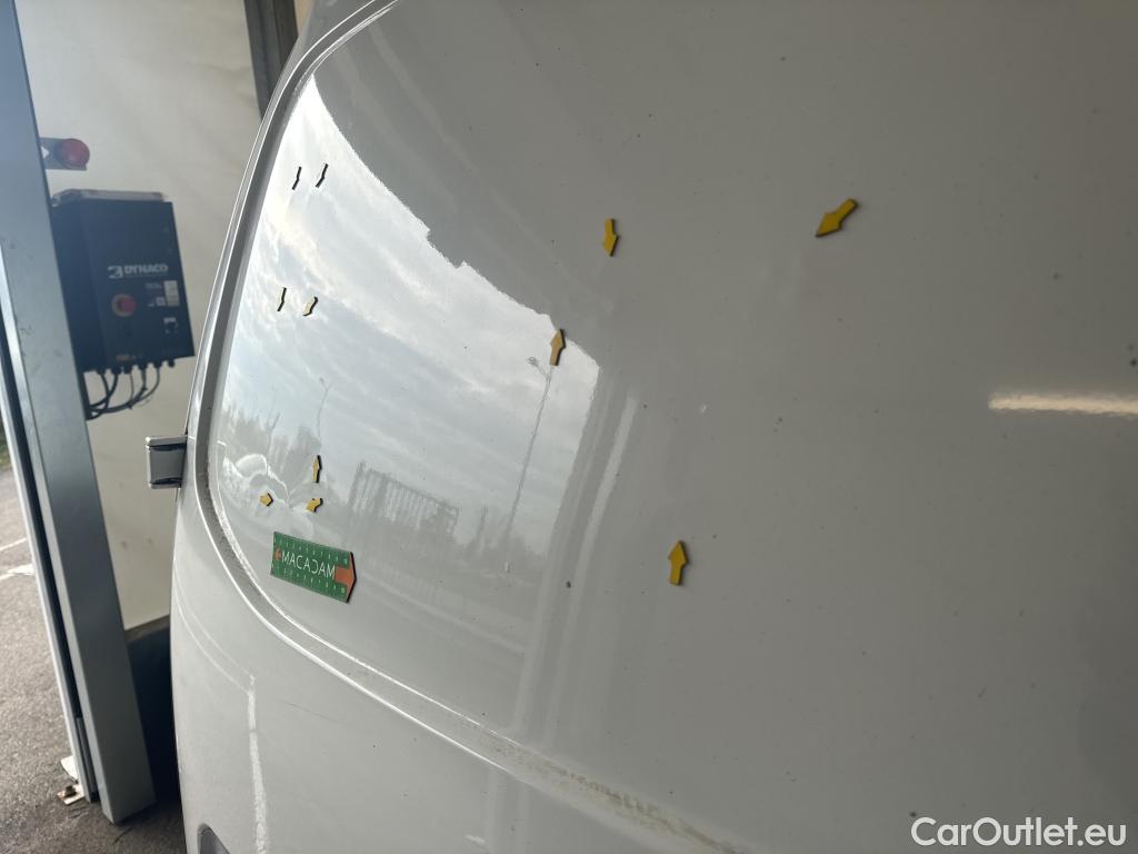  Renault  Kangoo RENAULT  / 2021 / 4P / Fourgonnette GD CONFORT - BLUE DCI 95 #2