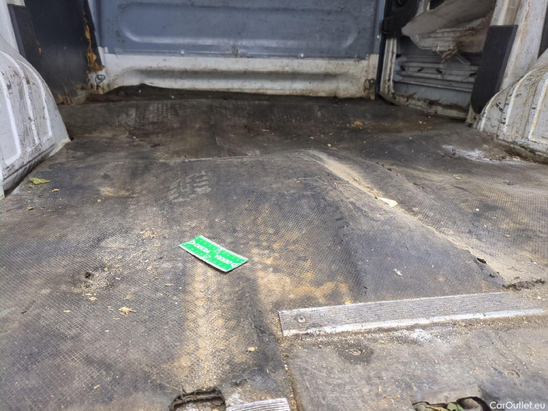  Peugeot  Expert  Fourgon  Fourgon L1H1 Pack CD Clim 1.6 90CV BVM5 #24