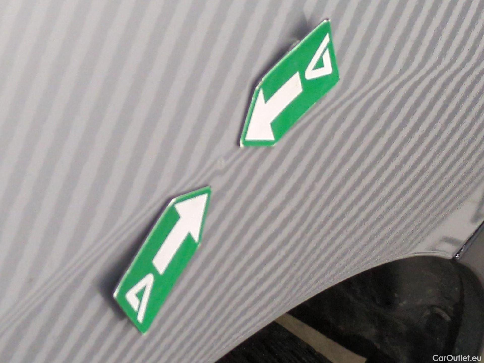  Peugeot  Expert PEUGEOT  VU 4p Fourgon 2.0 BlueHDi 120 S&S Long Premium Pack #61