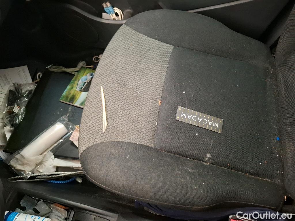  Renault  Kangoo  Express Grand Confort (L1) 1.5 dCi 75CV BVM5 E6 #72