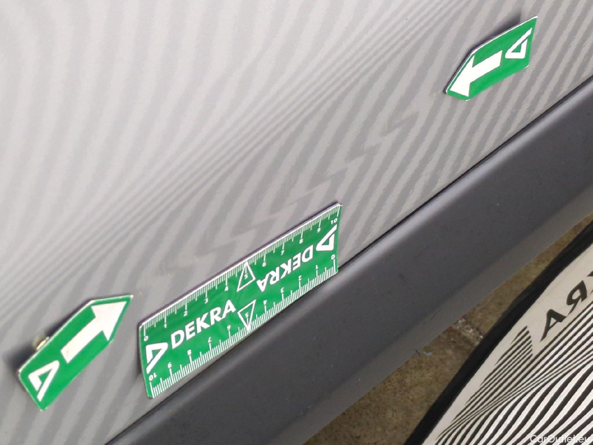  Peugeot  Expert PEUGEOT  VU 4p Fourgon 2.0 BlueHDi 120 S&S Long Premium Pack #54