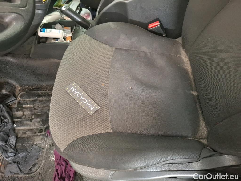  Renault  Kangoo  Express Grand Confort (L1) 1.5 dCi 75CV BVM5 E6 #9