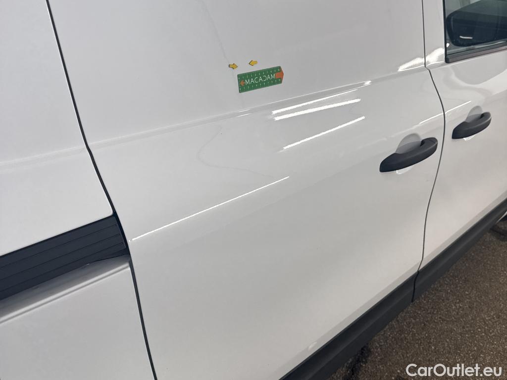  Renault  Kangoo RENAULT  / 2021 / 4P / Fourgonnette GD CONFORT - BLUE DCI 95 #26