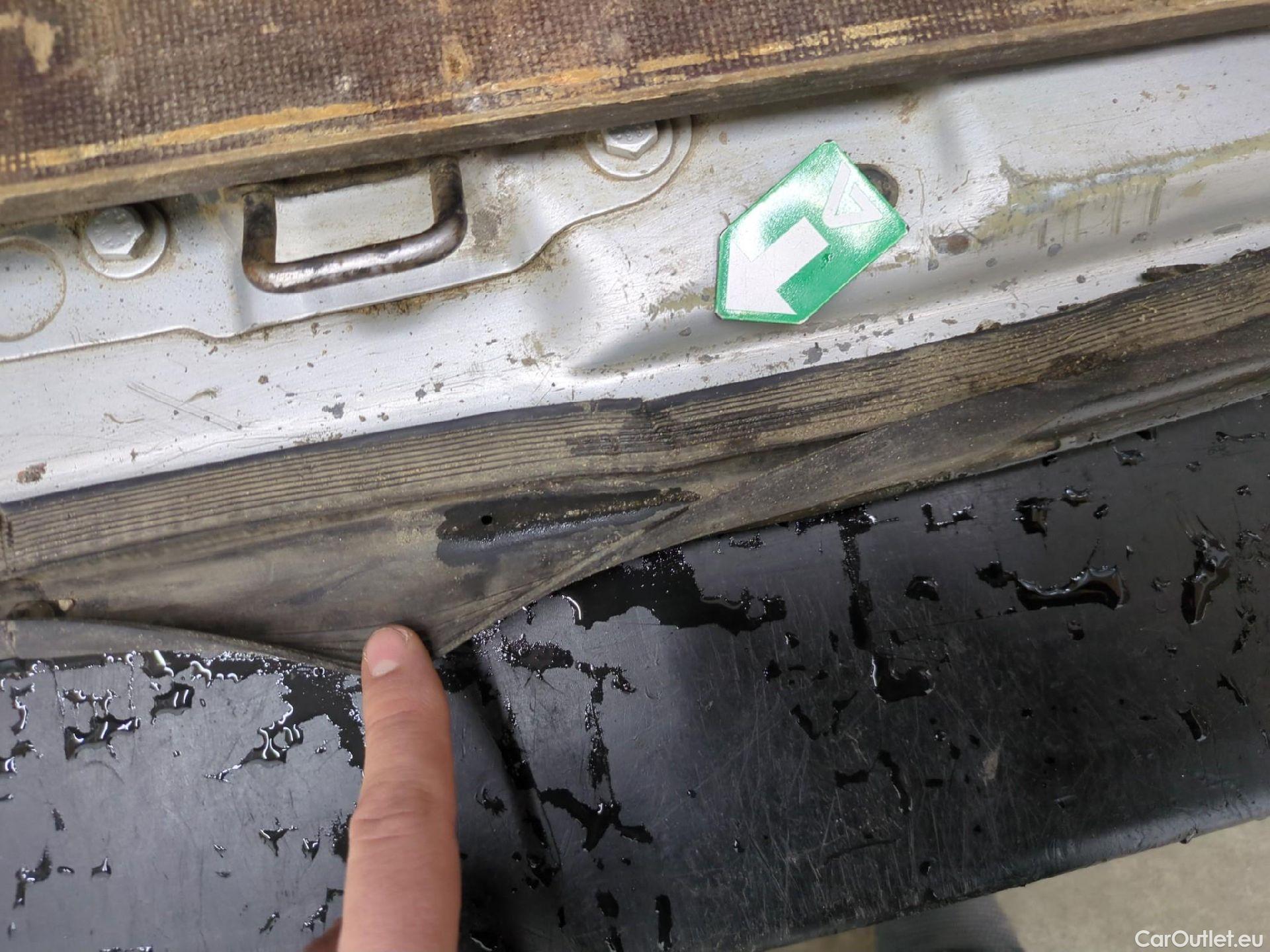  Peugeot  Expert PEUGEOT  VU 4p Fourgon 2.0 BlueHDi 120 S&S Long Premium Pack #9