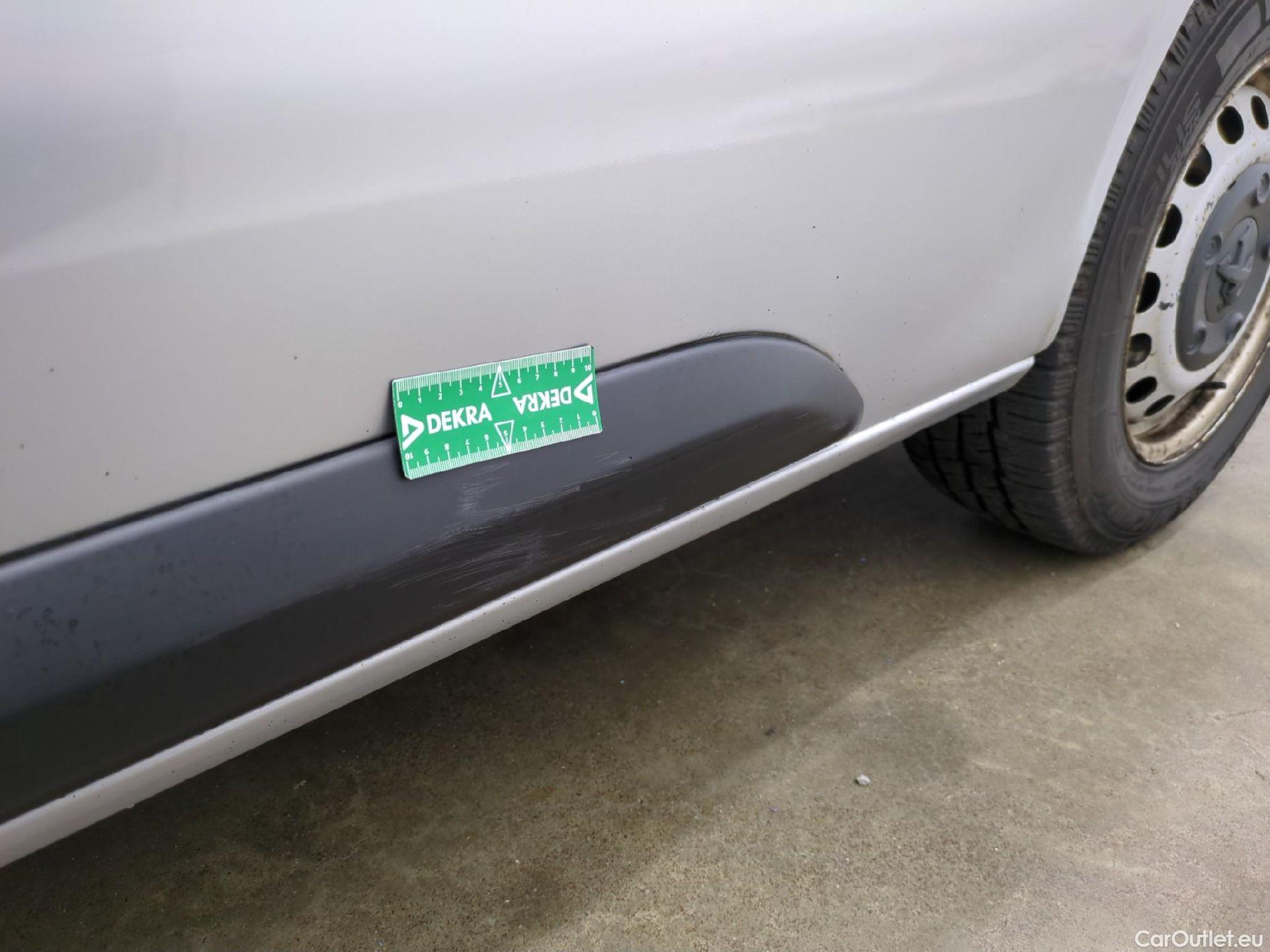  Peugeot  Expert PEUGEOT  VU 4p Fourgon 2.0 BlueHDi 120 S&S Long Premium Pack #56