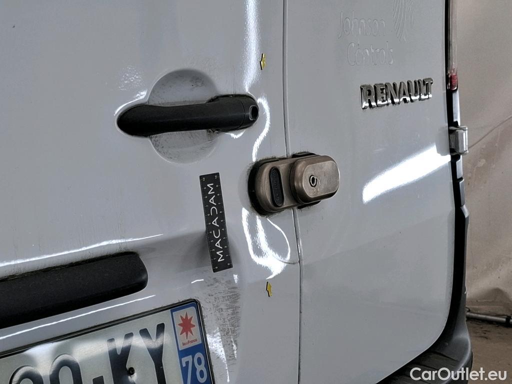  Renault  Kangoo RENAULT  Express / 2013 / 4P / Fourgonnette Extra R-Link dCi 90 #17
