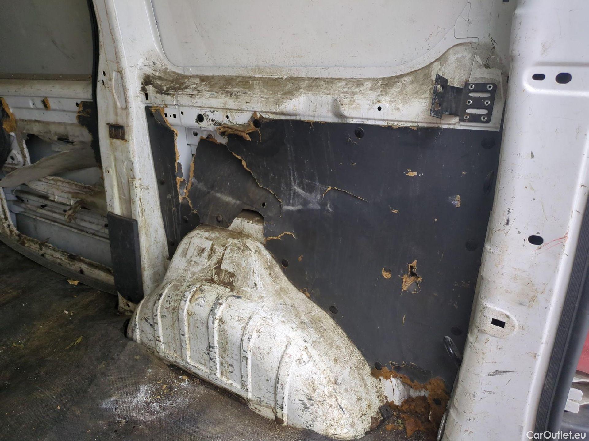  Peugeot  Expert  Fourgon  Fourgon L1H1 Pack CD Clim 1.6 90CV BVM5 #13