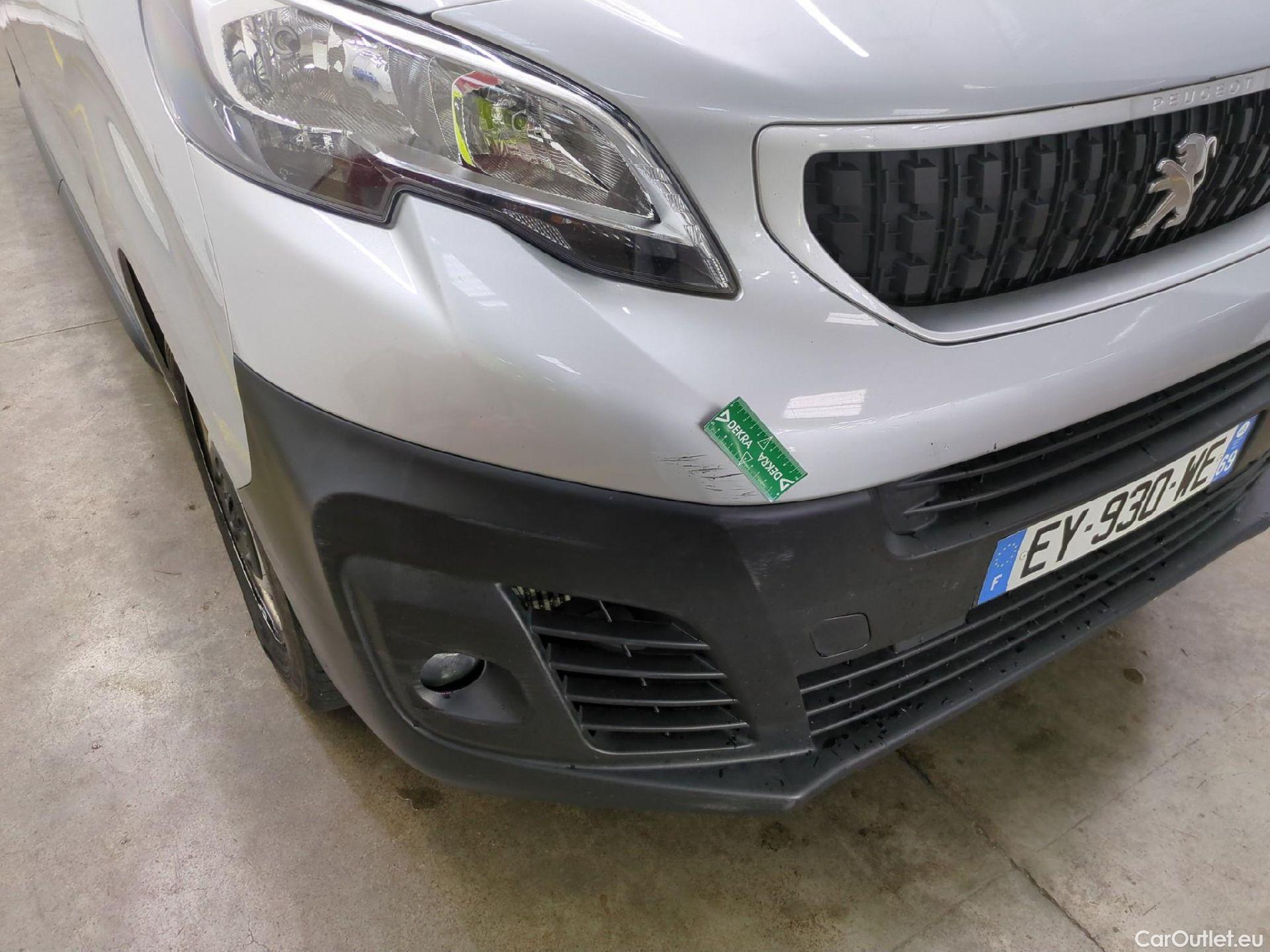  Peugeot  Expert PEUGEOT  VU 4p Fourgon 2.0 BlueHDi 120 S&S Long Premium Pack #46