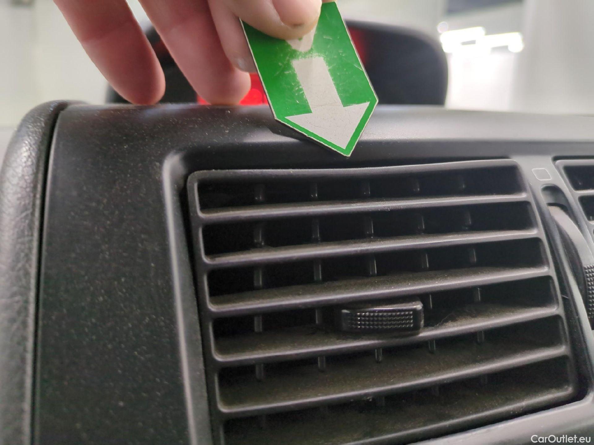  Peugeot  Expert  Fourgon  Fourgon L1H1 Pack CD Clim 1.6 90CV BVM5 #68