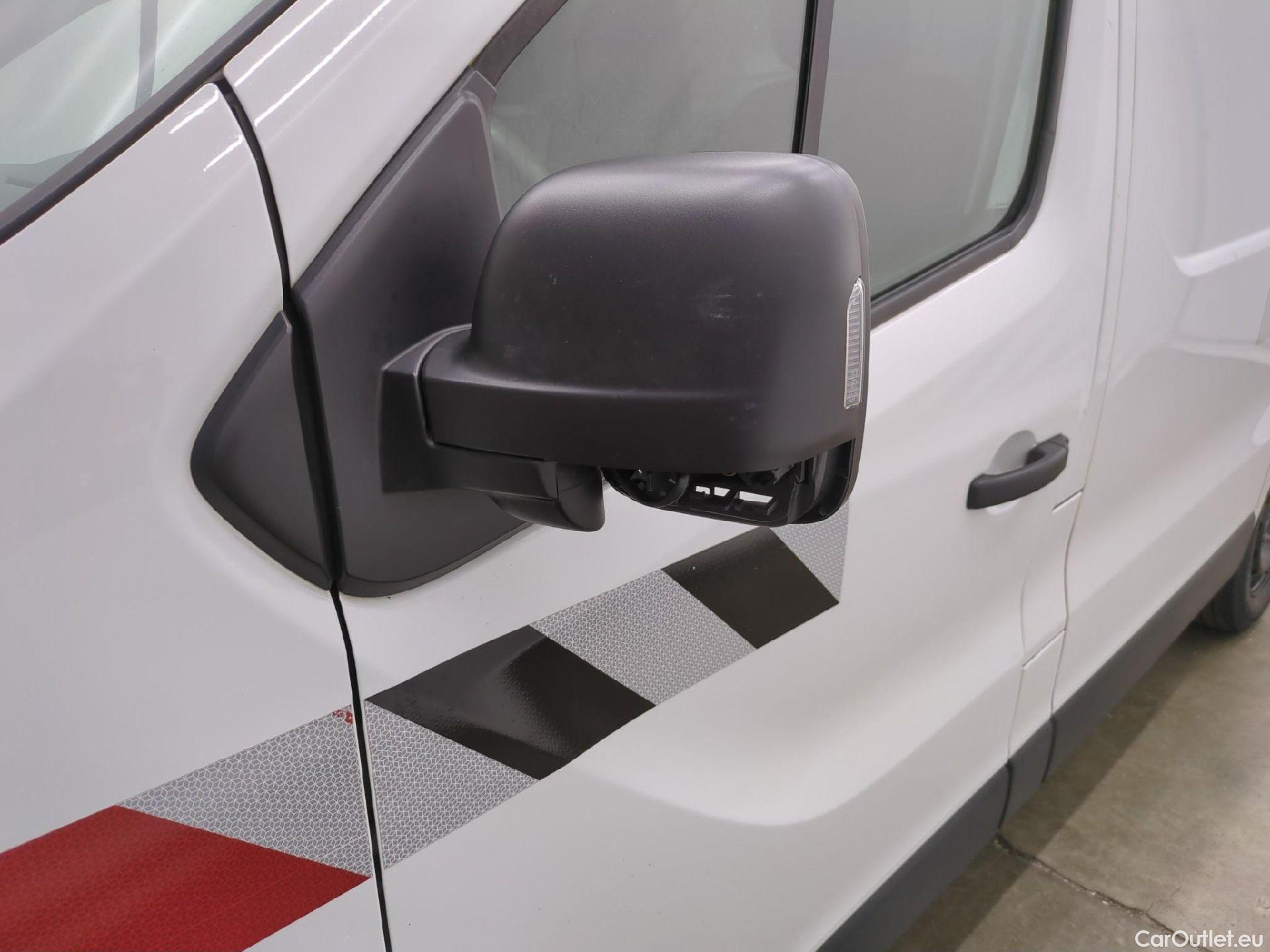  Renault  Trafic  Fourgon L1H1 3T Grand Confort 2.0 dCi 130CV BVM6 E6d #6