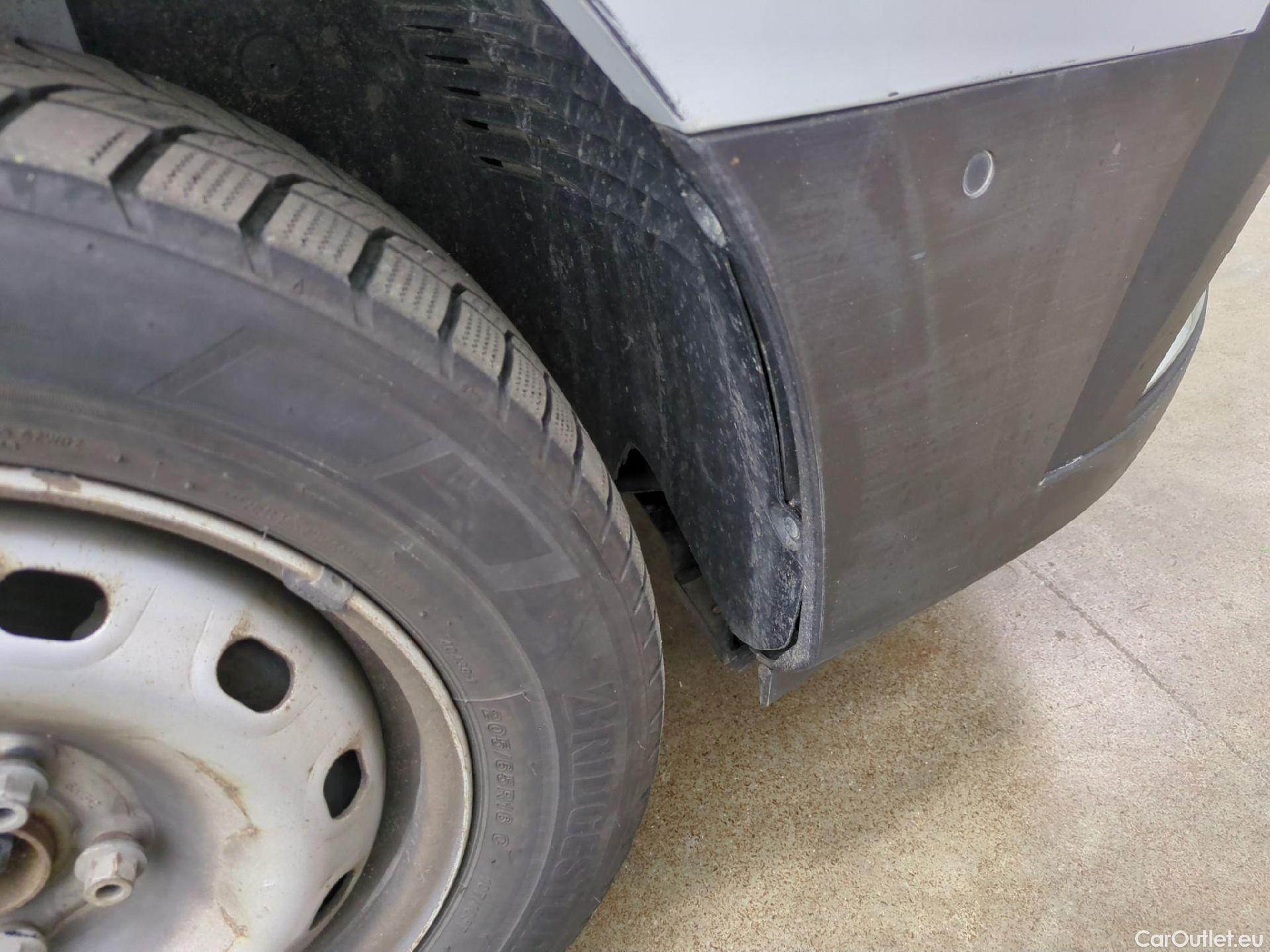  Renault  Trafic  Fourgon L1H1 3T Grand Confort 2.0 dCi 130CV BVM6 E6d #13