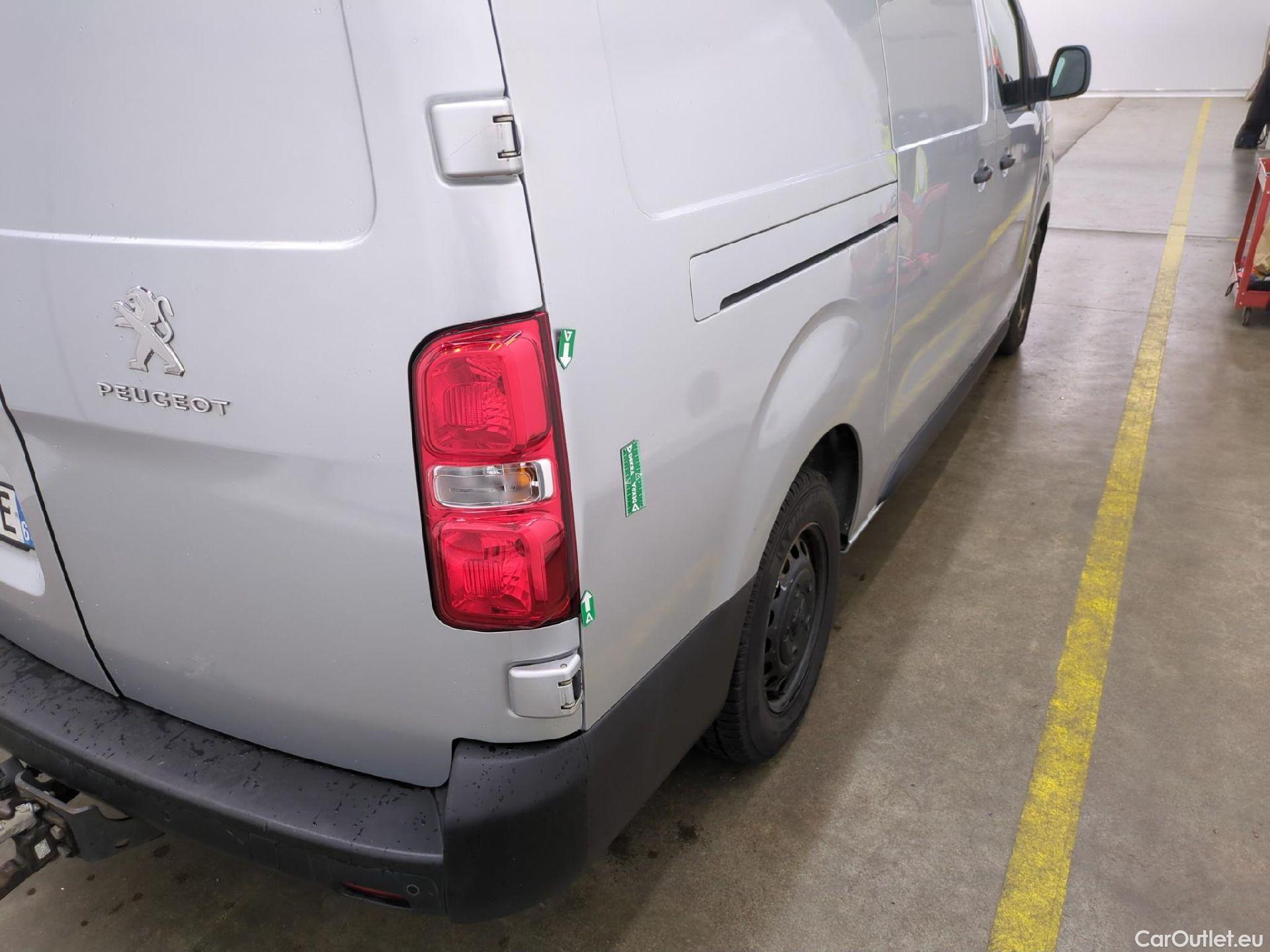  Peugeot  Expert PEUGEOT  VU 4p Fourgon 2.0 BlueHDi 120 S&S Long Premium Pack #19