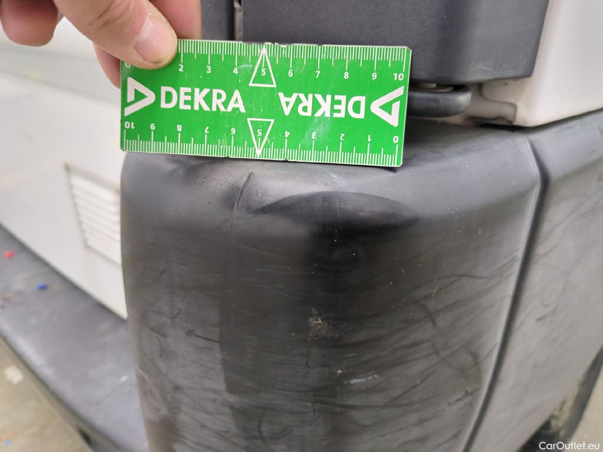  Peugeot  Expert  Fourgon  Fourgon L1H1 Pack CD Clim 1.6 90CV BVM5 #47