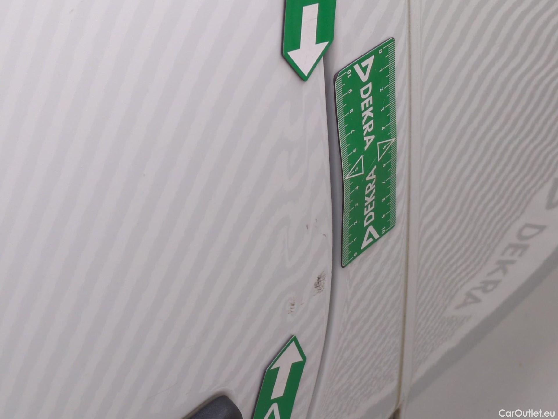  Renault  Trafic  Fourgon L1H1 3T Grand Confort 2.0 dCi 130CV BVM6 E6d #51