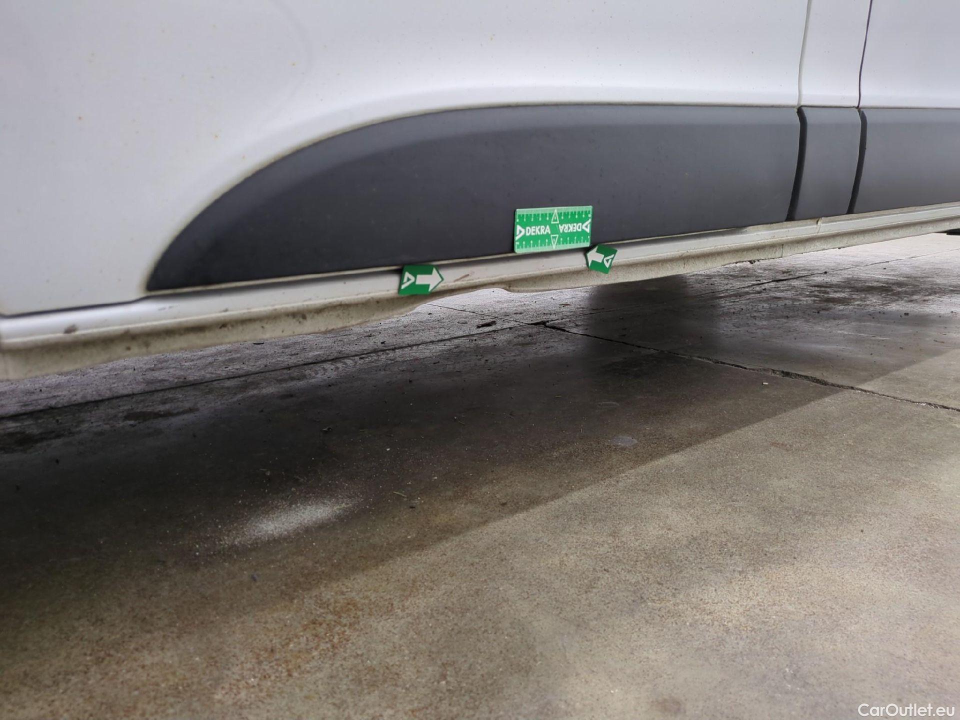  Renault  Trafic  Fourgon L1H1 3T Grand Confort 2.0 dCi 130CV BVM6 E6d #53