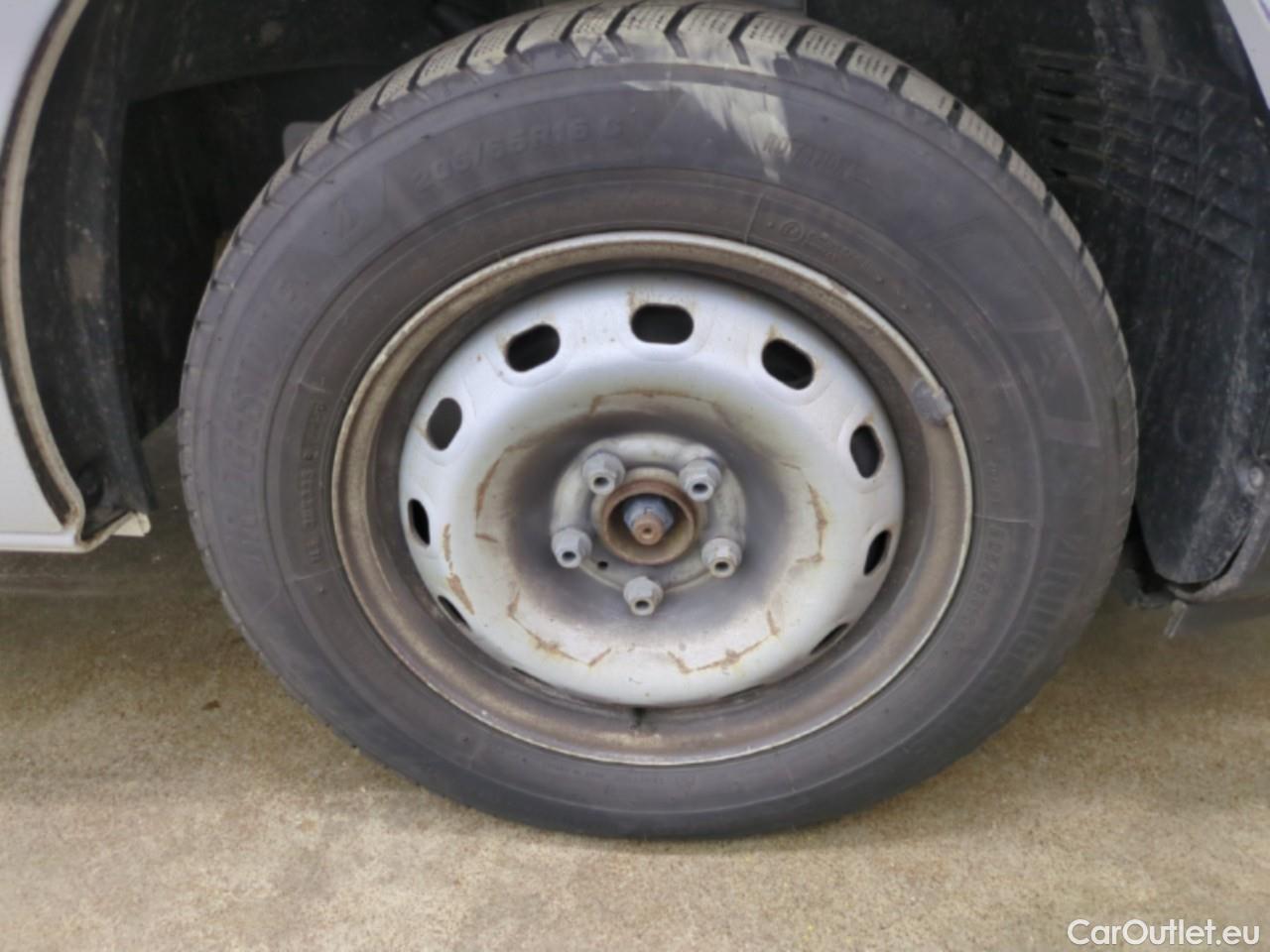  Renault  Trafic  Fourgon L1H1 3T Grand Confort 2.0 dCi 130CV BVM6 E6d #17