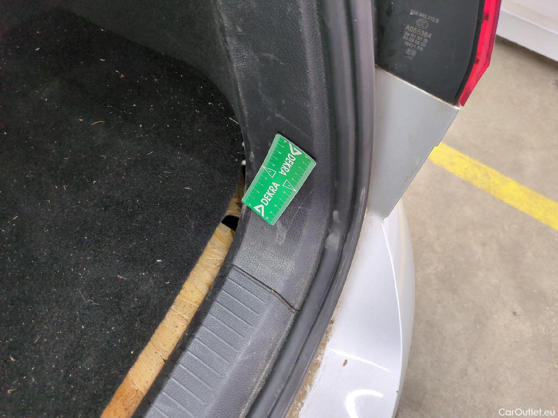  Volkswagen  Golf  VII Break Confortline Business BMT 1.6 TDI 115CV BVM5 E6dT /  / TRANSFO VP VF
 #13