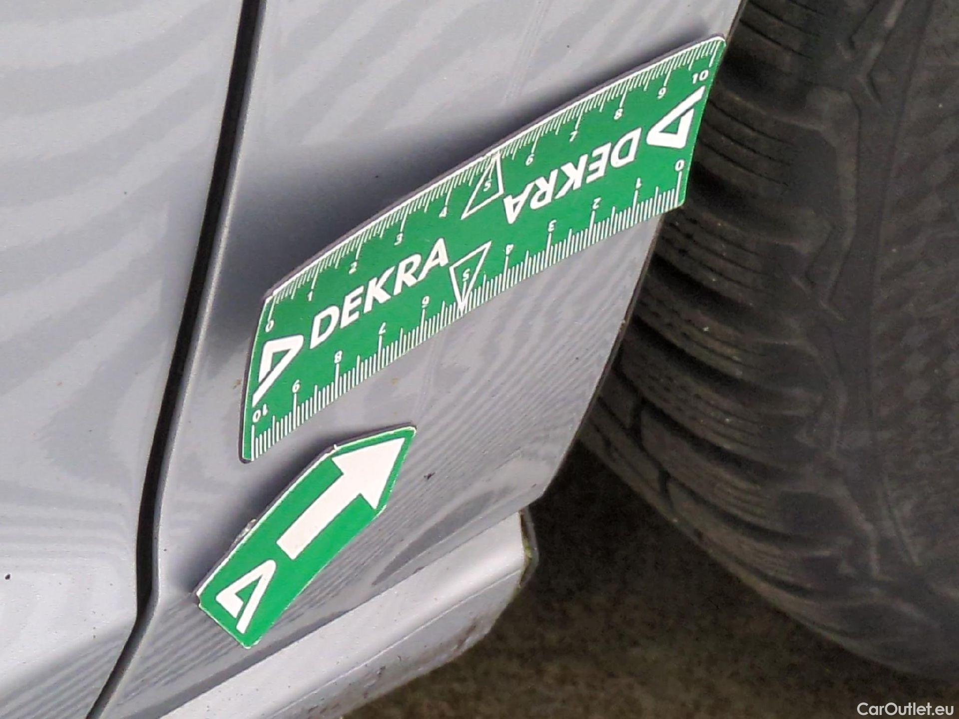  Volkswagen  Golf  VII Break Confortline Business BMT 1.6 TDI 115CV BVM5 E6dT /  / TRANSFO VP VF
 #41