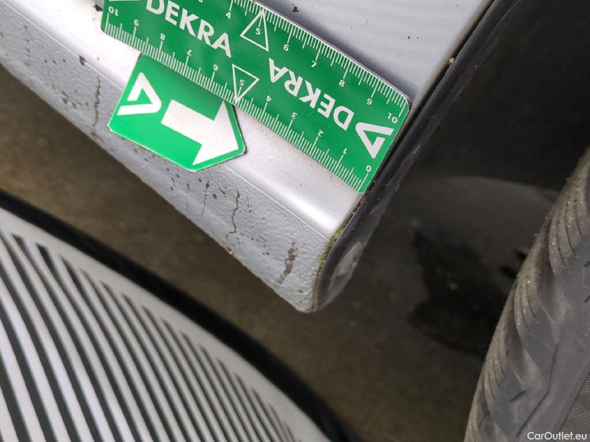  Volkswagen  Golf  VII Break Confortline Business BMT 1.6 TDI 115CV BVM5 E6dT /  / TRANSFO VP VF
 #45