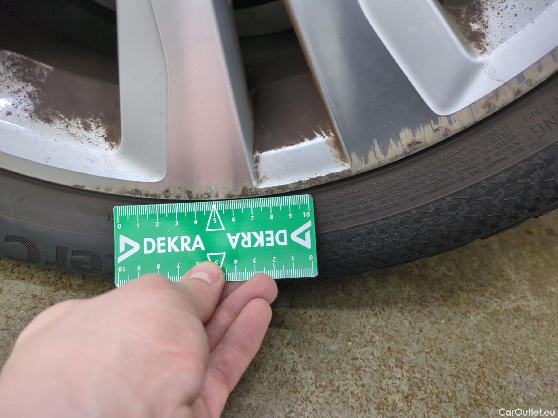  Volkswagen  Golf  VII Break Confortline Business BMT 1.6 TDI 115CV BVM5 E6dT /  / TRANSFO VP VF
 #19